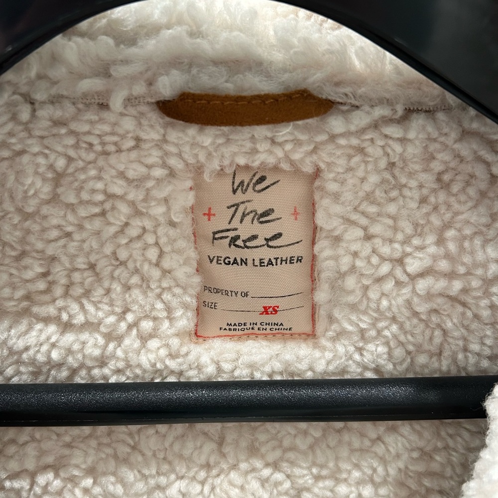 SOLD - Free People We The Free Vegan Exchange Shearling Jacket Coat XS BNWT - Picture 6 of 14